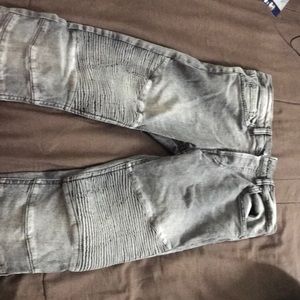 Skinny jeans